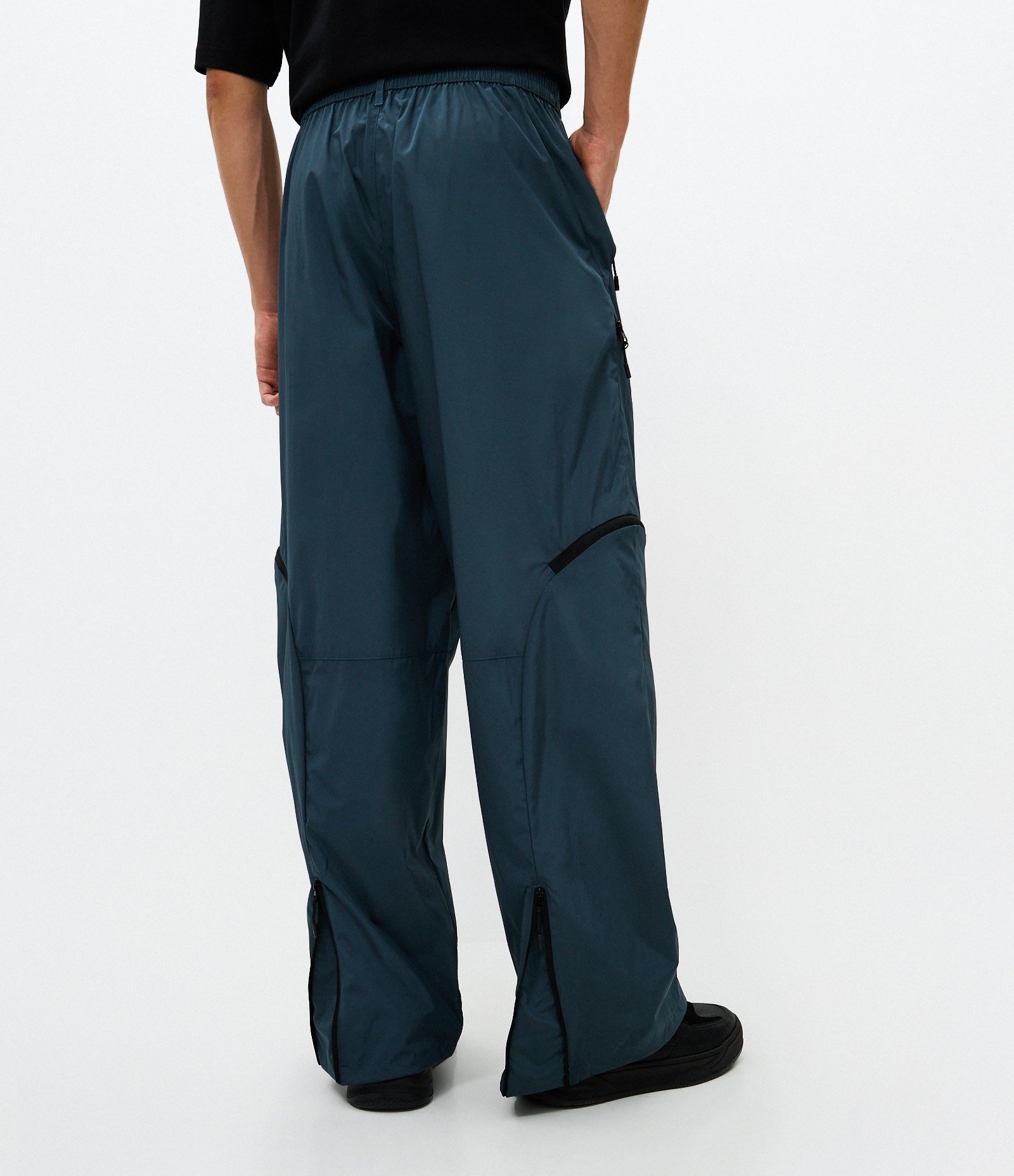 Calça Lisa com 6 bolsos e Detalhe na Perna Azul 3