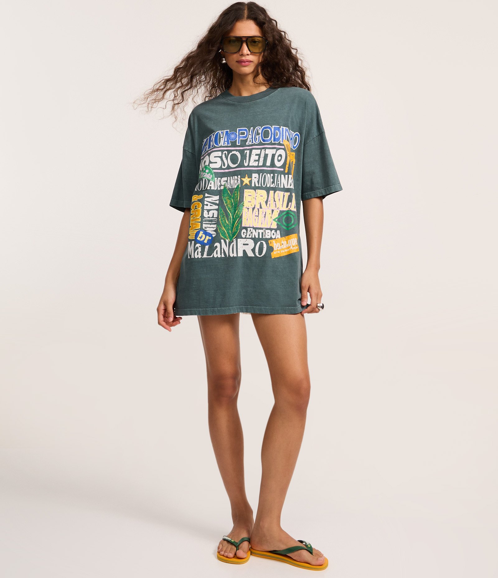 Camiseta Oversized em Algodão com Estampa Lettering Zeca Pagodinho e Brasilidades Azul 2