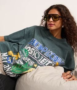 Camiseta Oversized em Algodão com Estampa Lettering Zeca Pagodinho e Brasilidades