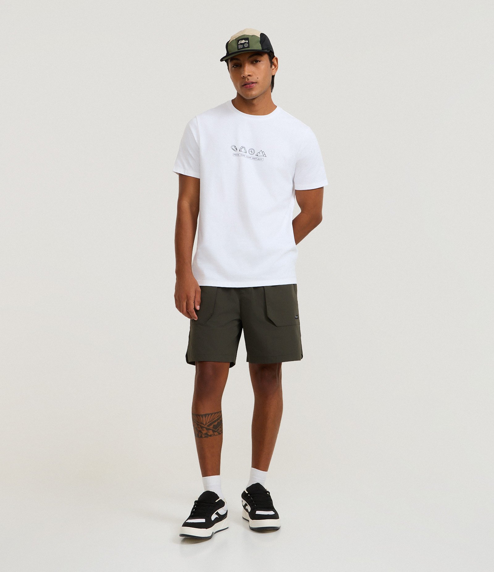 Camiseta Regular em Algodão com Ícones de Trip Branco 2