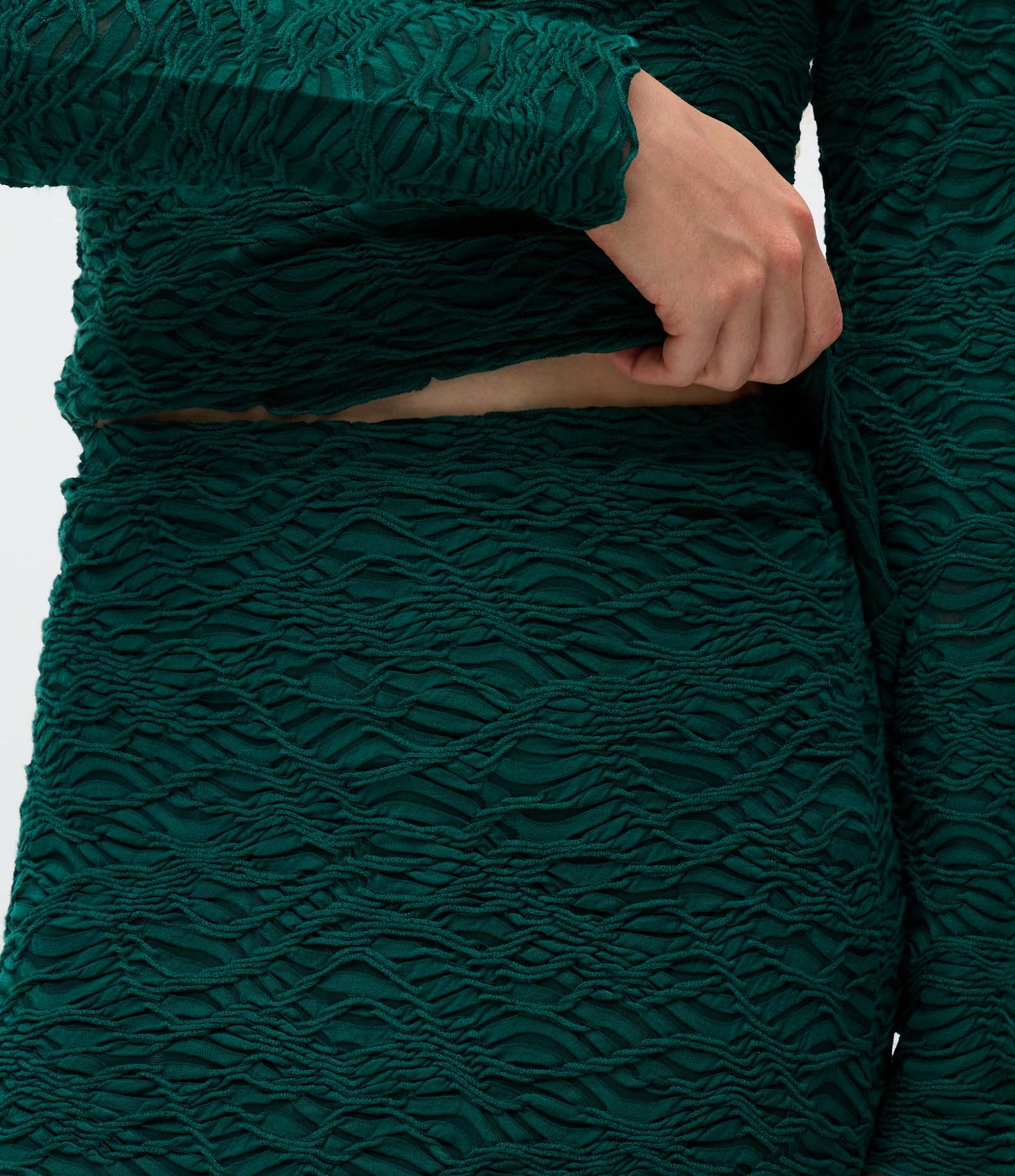 Saia Longa em Tricô Texturizado com Fenda Assimétrica Verde 4