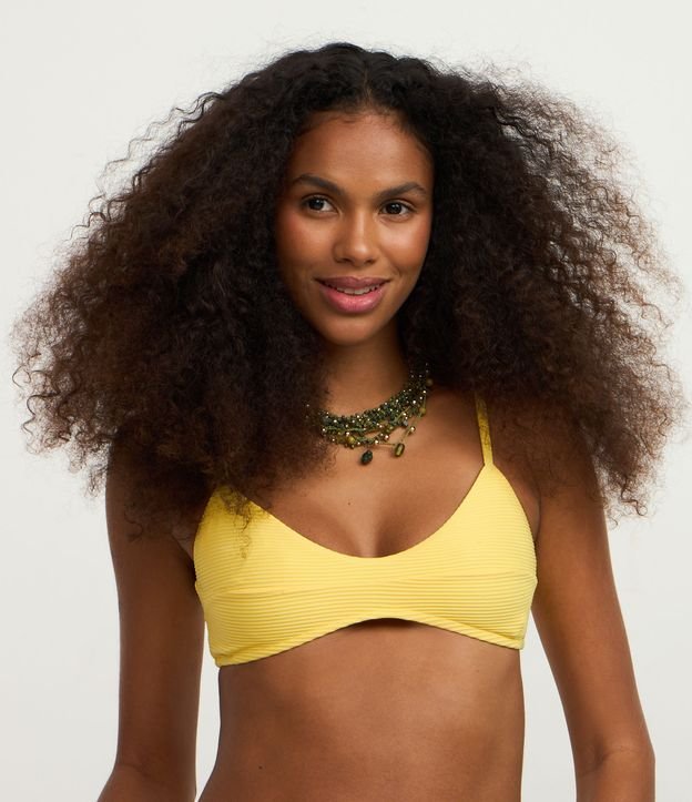 Cor: Amarelo | Tamanho: M