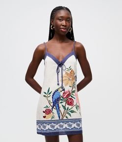 Vestido Curto Alcinha em Viscolinho com Estampa de Paisagem