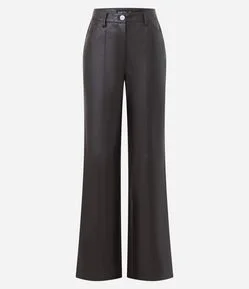 Calça Reta em PU com Fenda e Bolsos