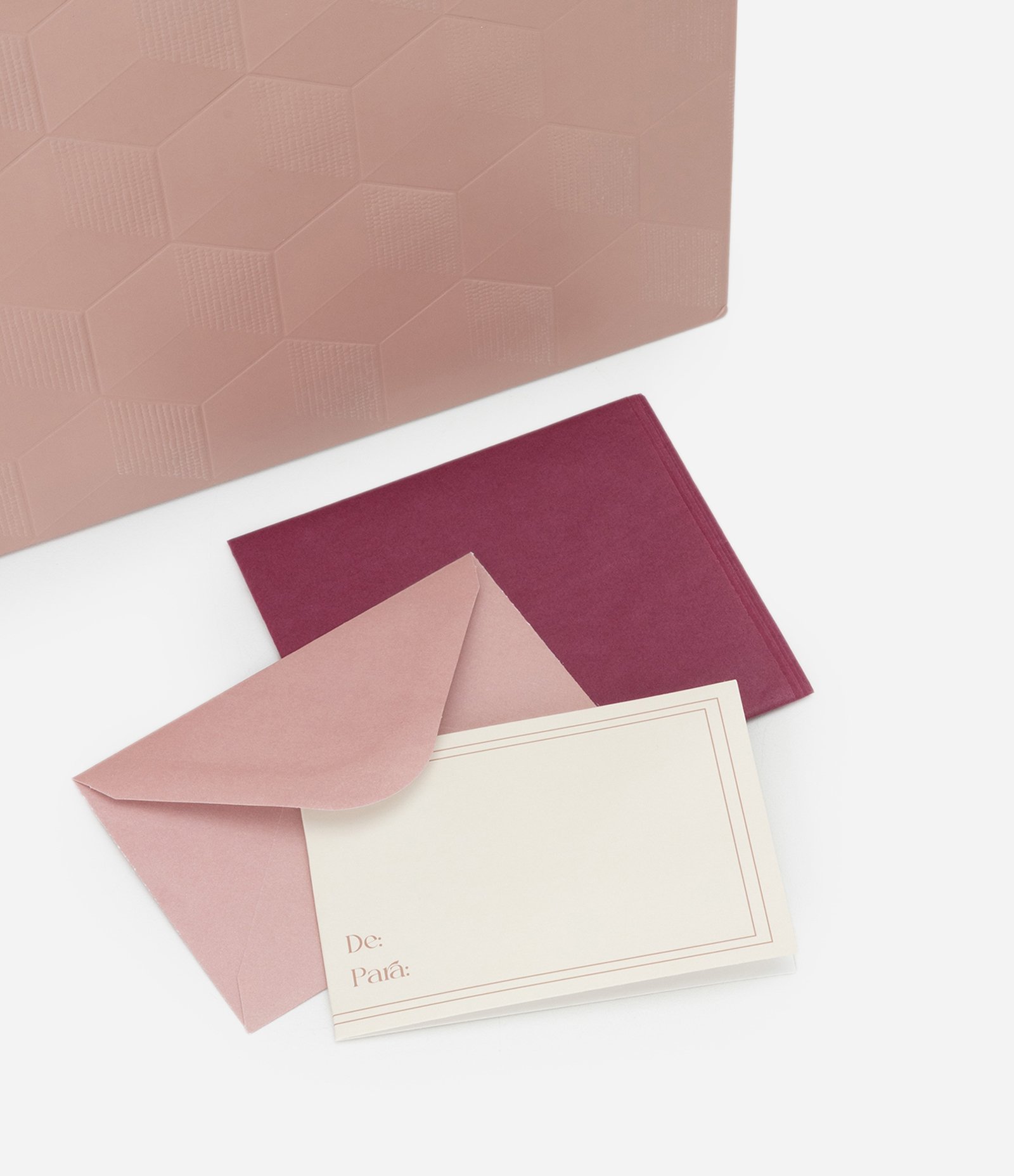 Embalagem de Presente Média com Textura Hexágono Nude 4