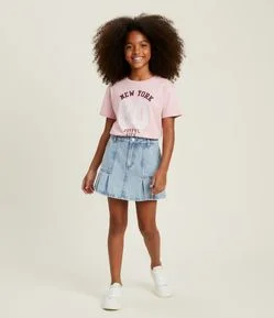 Camiseta Infantil Regular com Estampa College - Tam 5 a 16 Anos