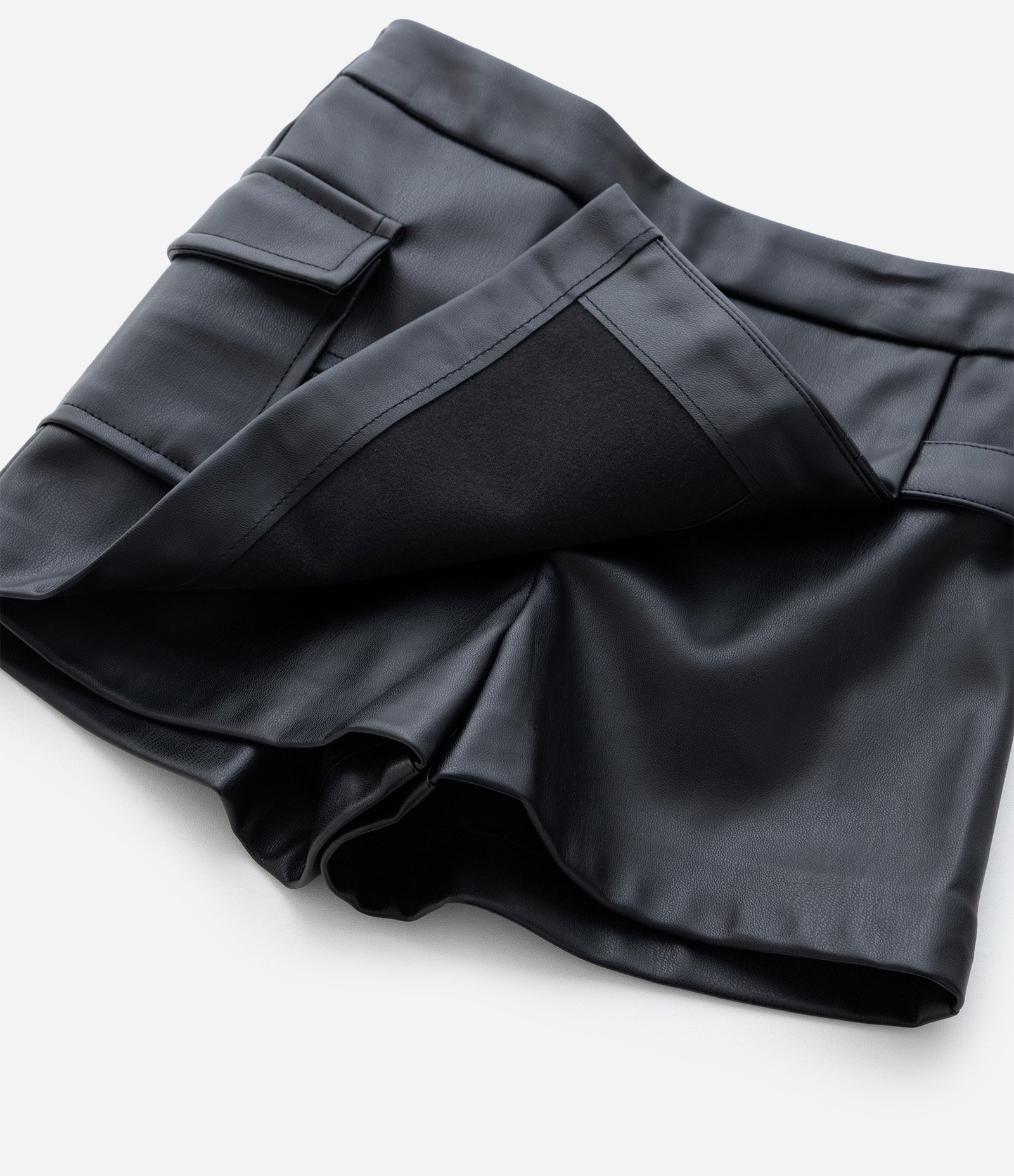 Short Saia Infantil com Bolso Cargo – Tam 1 a 6 Anos Preto 7