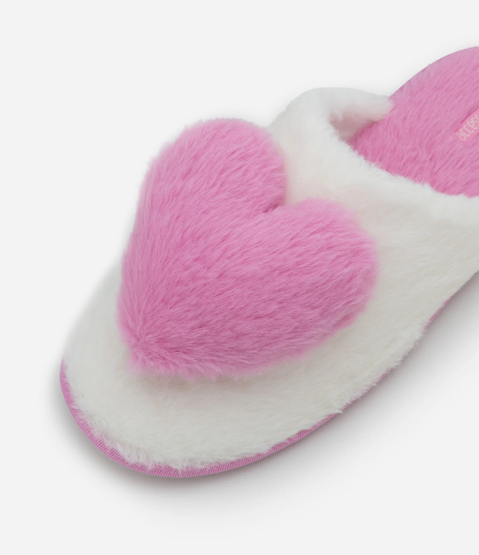 Pantufa Aberta Com Aplicação De Coração Rosa 1