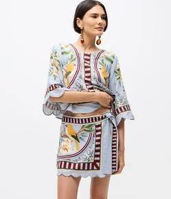 Short Saia Viscolinho Estampa Pássaros com Amarração
