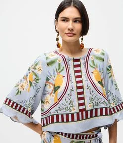 Blusa Viscolinho Estampa Pássaros com Manga 3/4