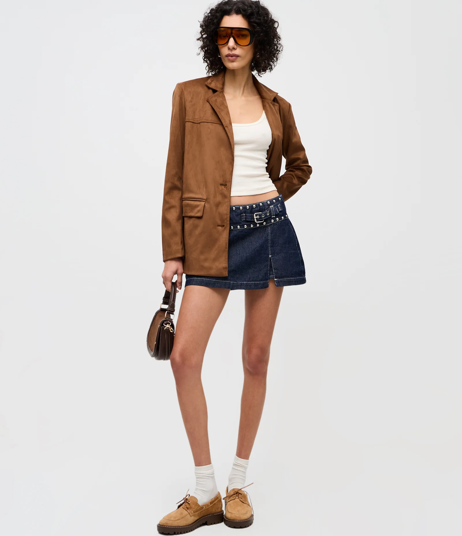 Blazer em Suede com Bolsos e Gola Estruturada Marrom 2