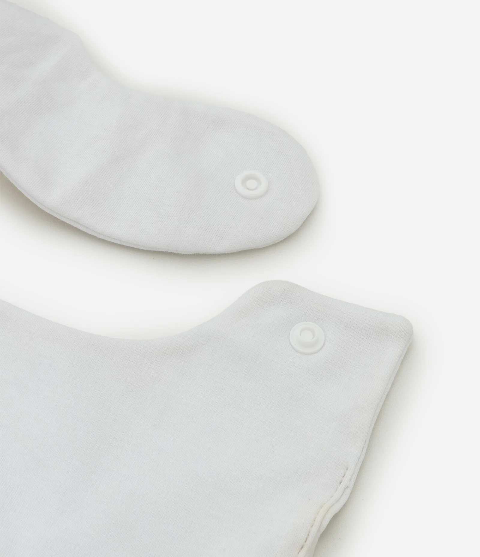 Babador Infantil com Aplicação de Girafinha – Tam U Branco 2