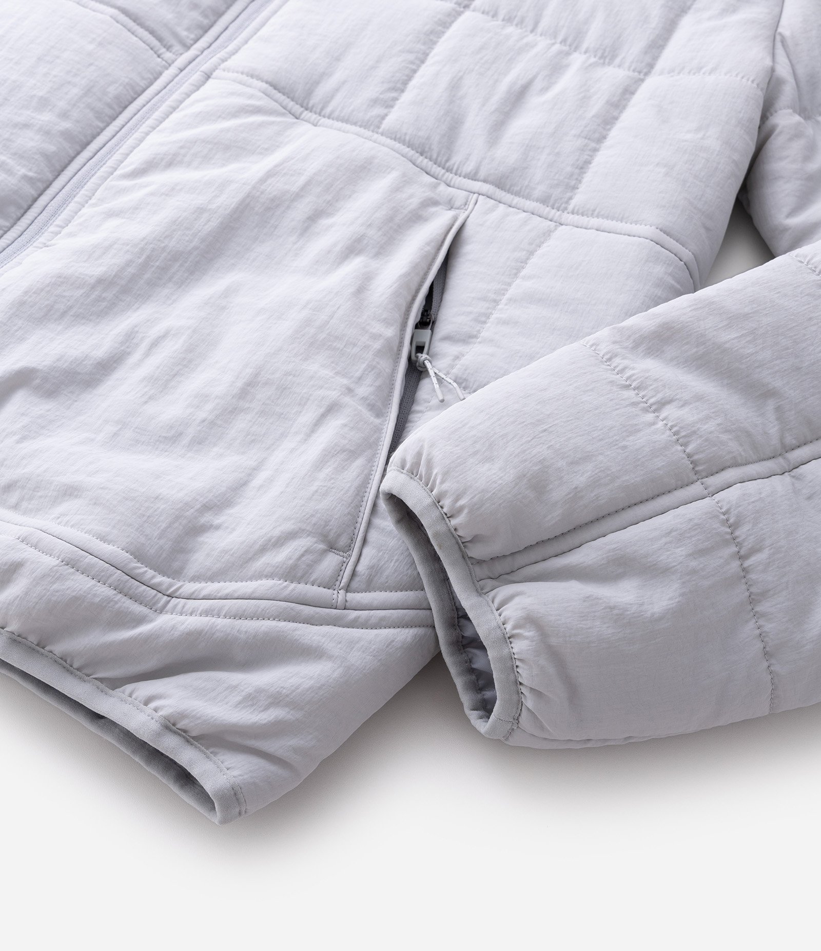 Jaqueta Acolchoada Esportiva com Textura Quadriculada e Zíper Frontal Cinza 8