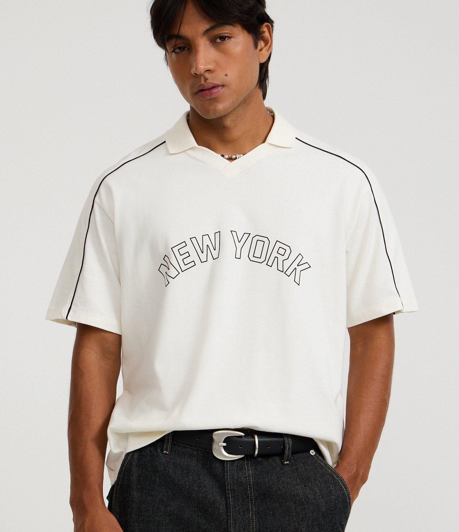 Camiseta Boxy em Algodão Texturizado com Listras e Estampa New York Branco 1
