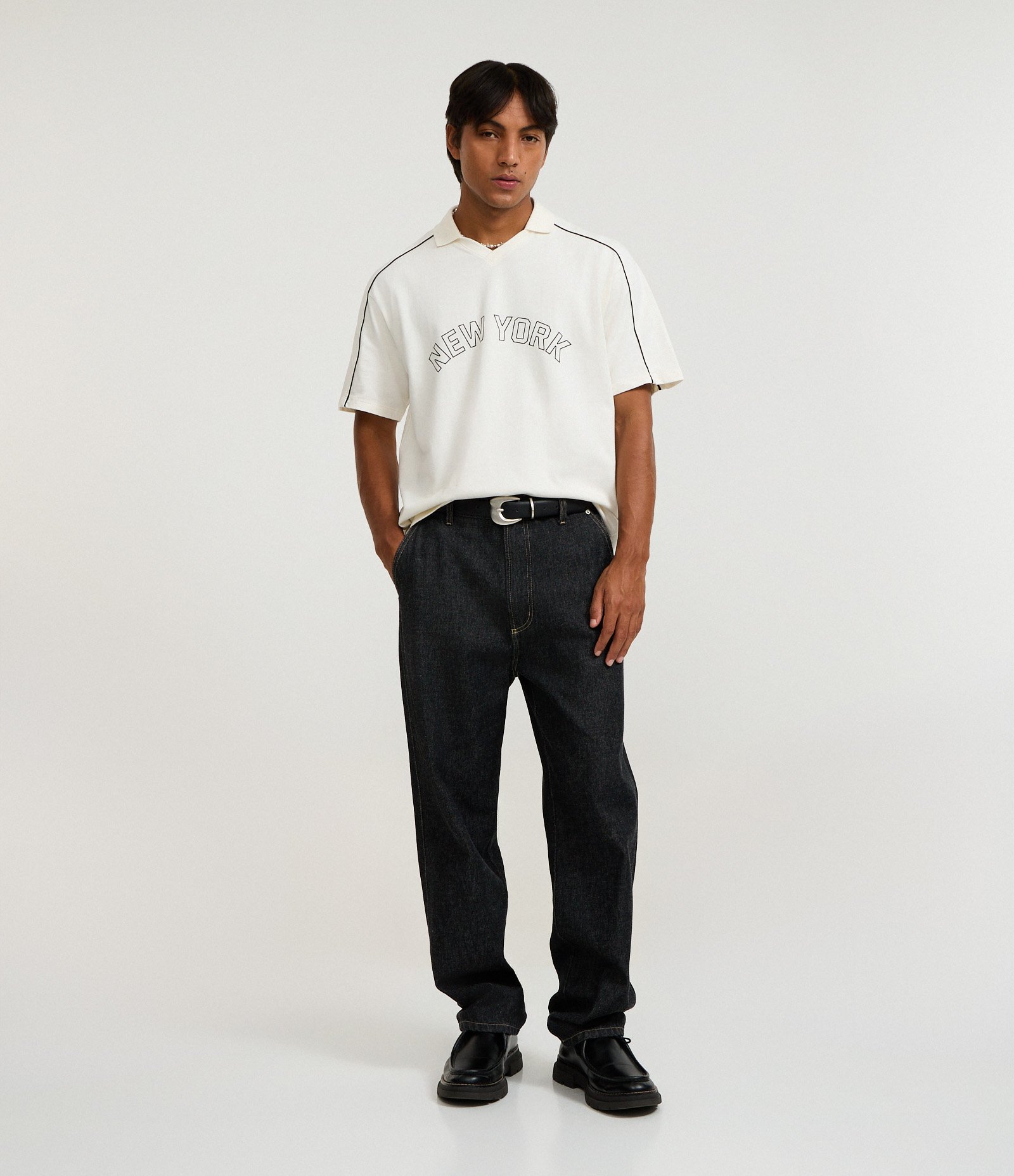 Camiseta Boxy em Algodão Texturizado com Listras e Estampa New York Branco 2