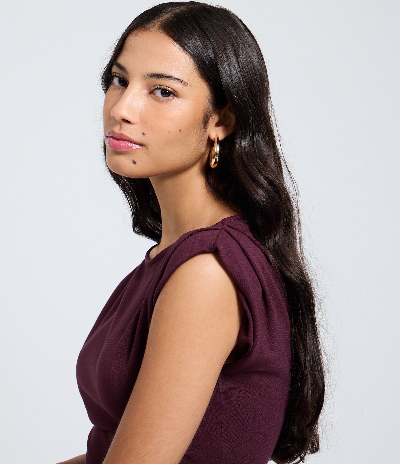 Blusa em Viscose com Pregas nos Ombros Vinho 3