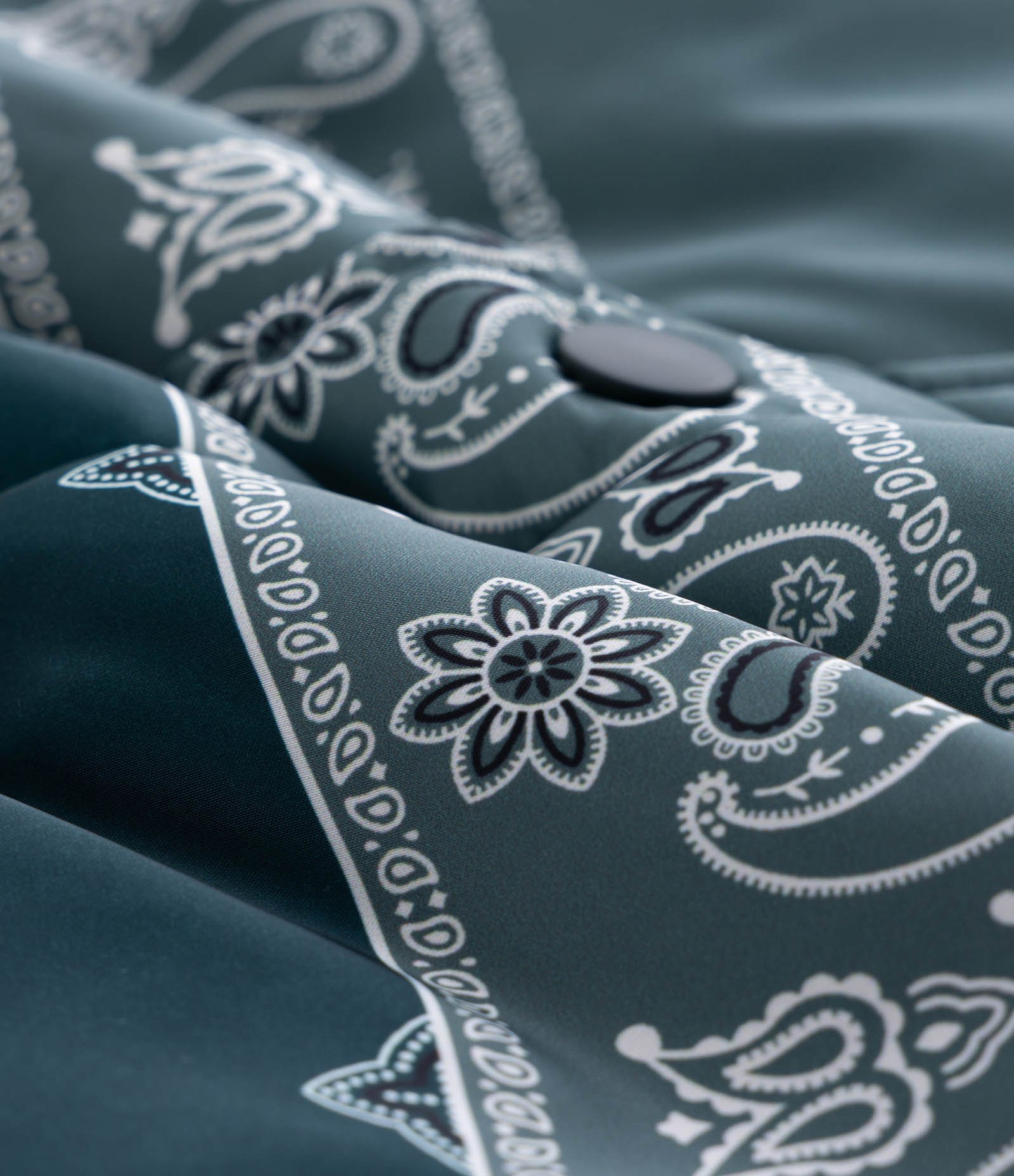 Jaqueta com Estampa Paisley e Bolsos Verde Petróleo 8