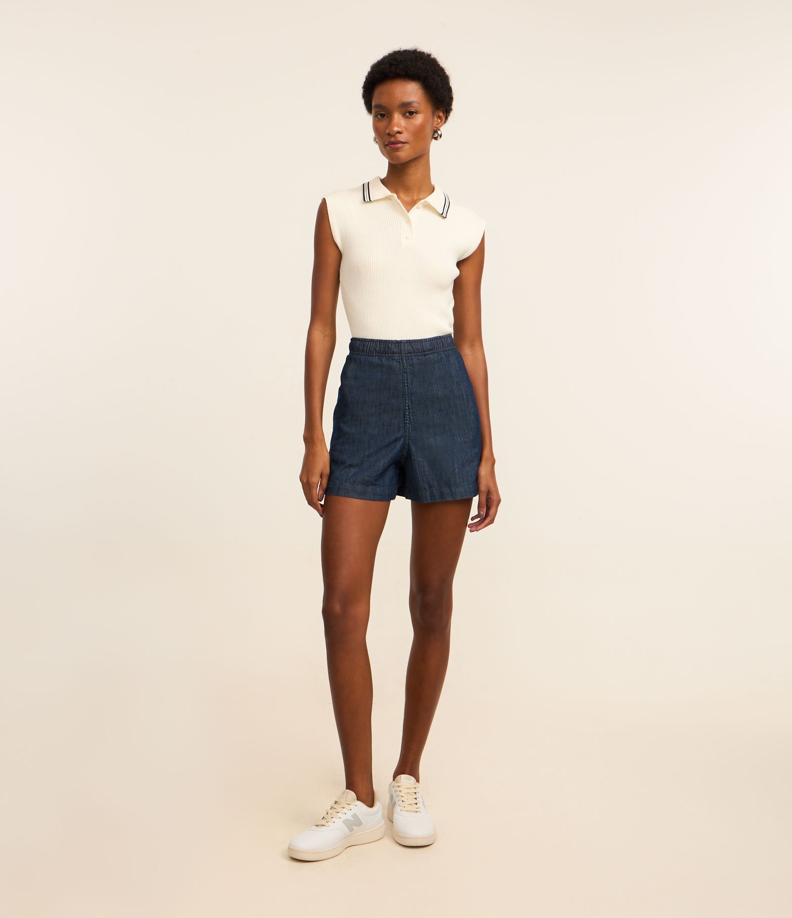 Short Runner em Jeans com Cintura Elástica Azul 1