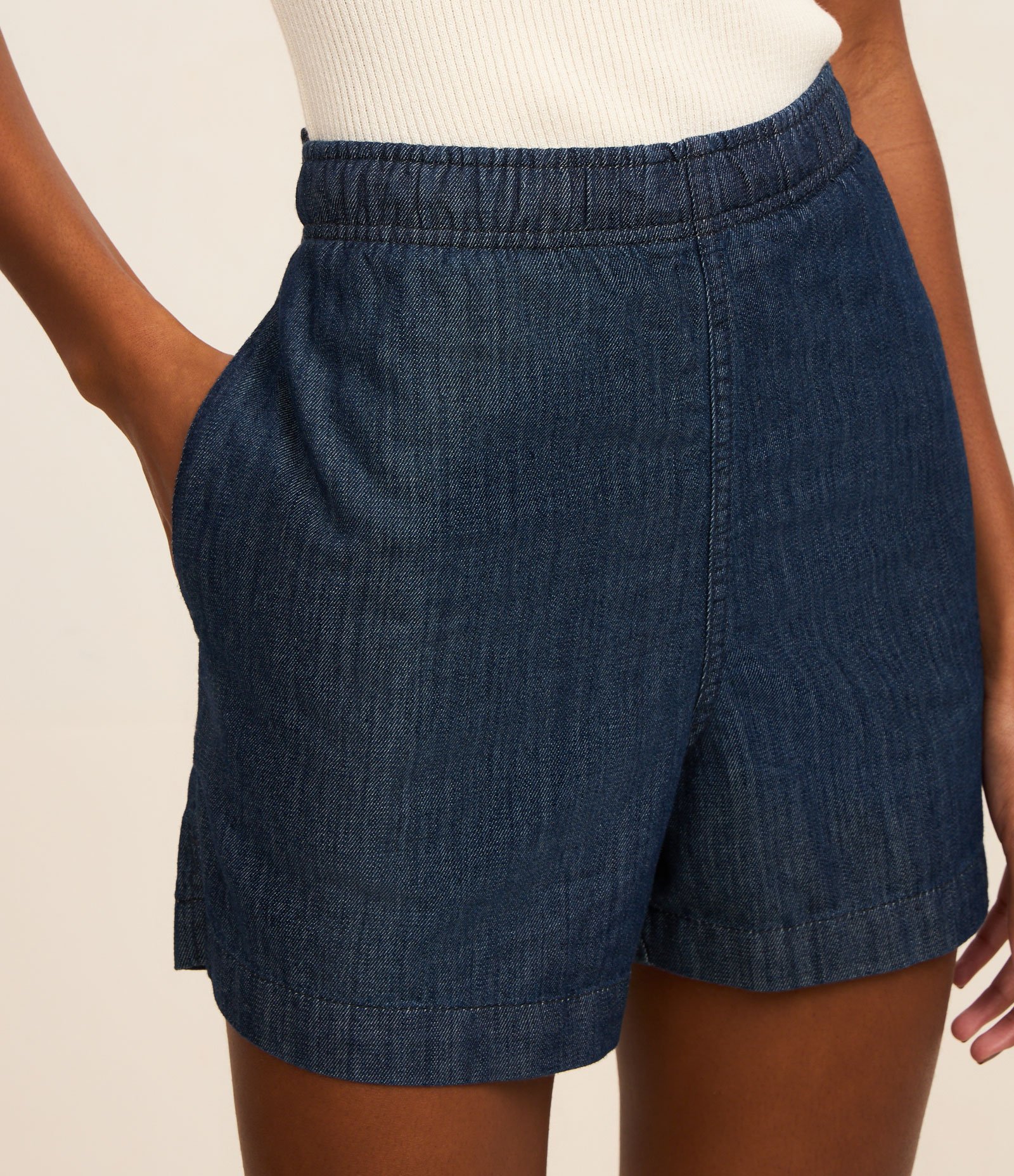 Short Runner em Jeans com Cintura Elástica Azul 3
