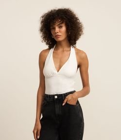 Blusa Frente Única em Poliamida com Decote V