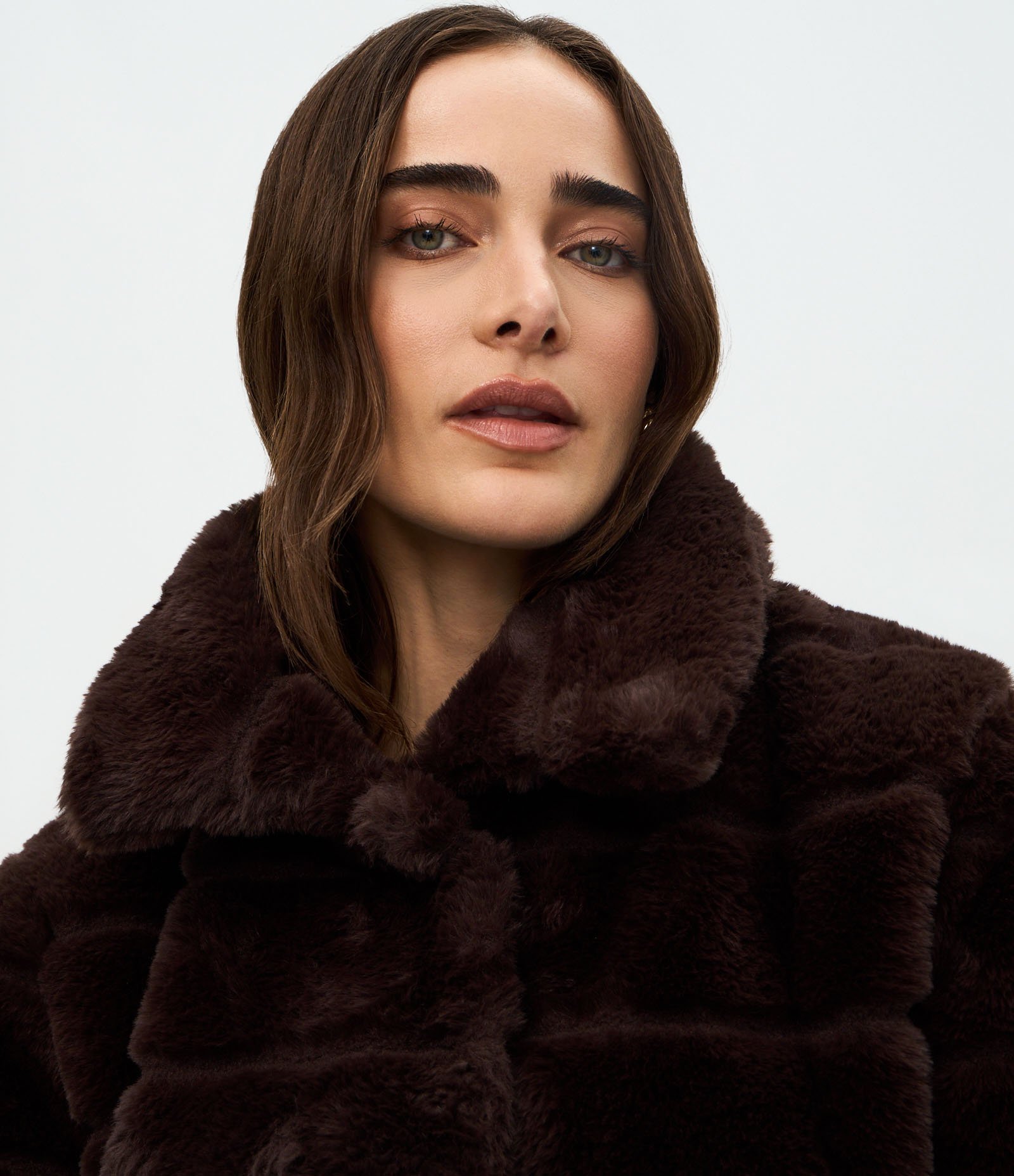 Jaqueta Puffer em Pelo Artificial Marrom 4