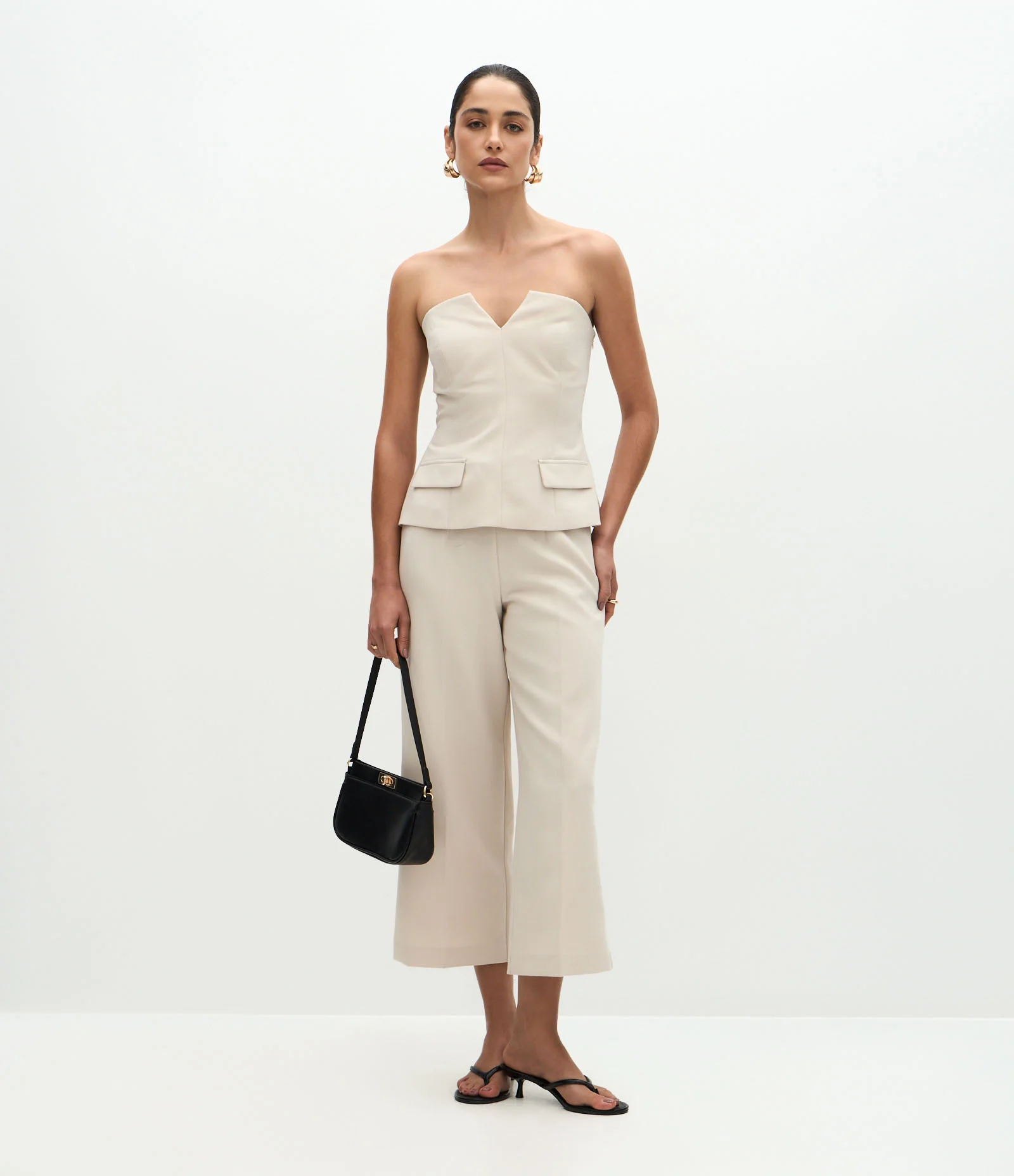 Blusa Tomara Que Caia Alfaiatada com Lapelas Frontais Off White 2