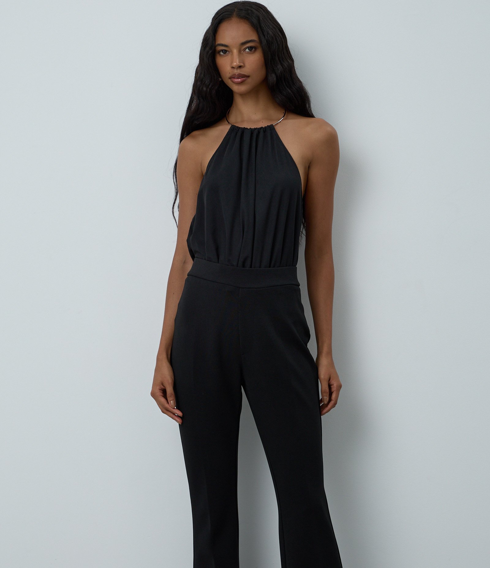 Calça Flare em Ponto Roma Preto 2