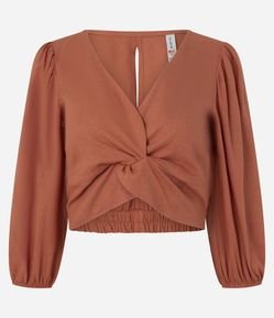 Blusa Cropped em Viscolinho com Detalhe Torcido