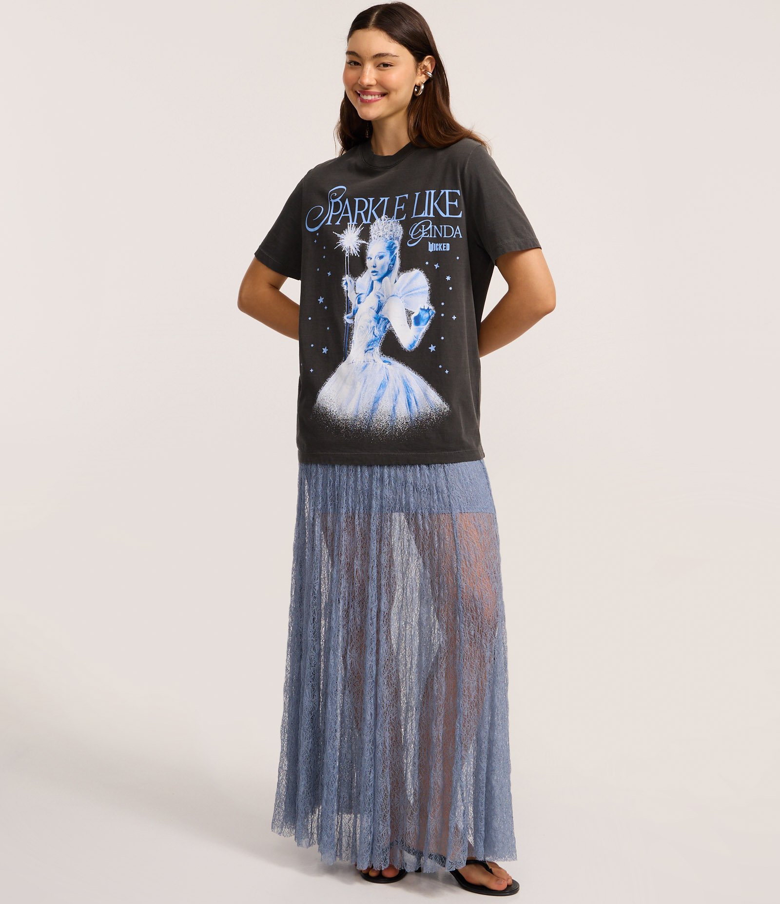 Camiseta T-Shirt em Algodão com Estampa Glinda Estonada Preto 2