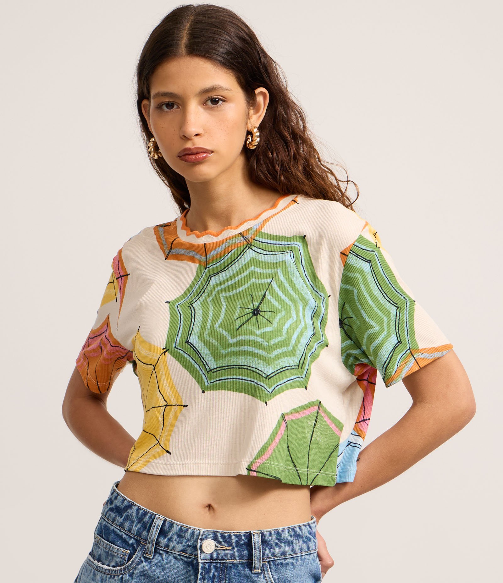 Blusa Cropped em Ribana com Estampa De Praia Bege 1