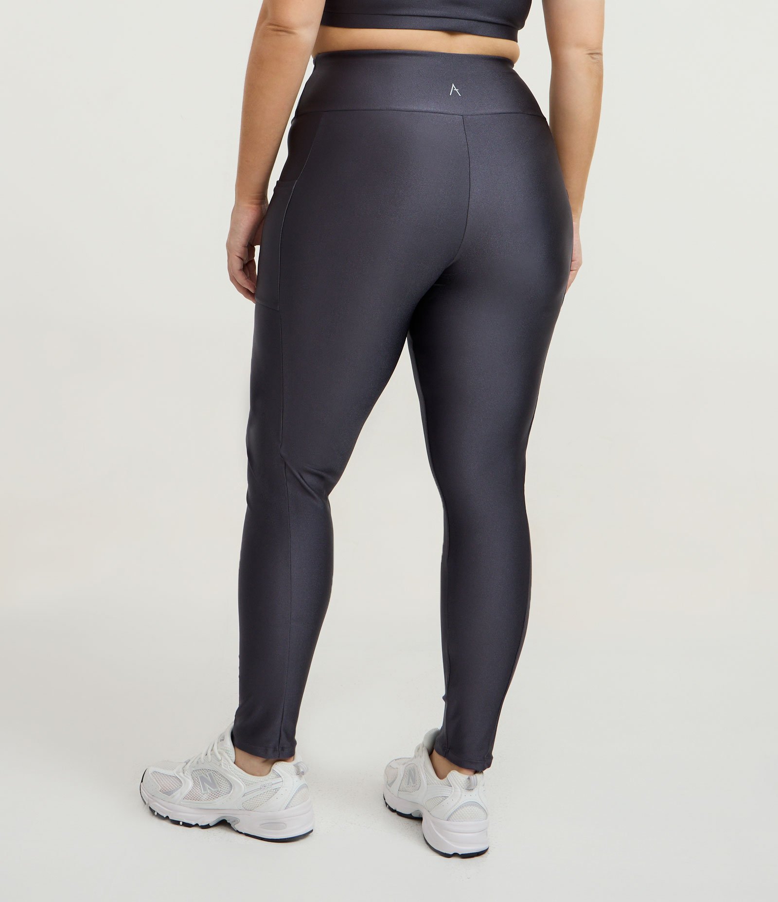 Calça Legging com Tecnologia Dry Curve & Plus Size Cinza 4