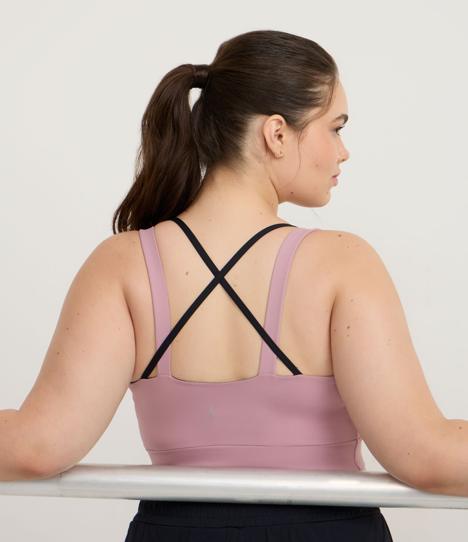 Top Esportivo com Tecnologia Dry e Alças Cruzadas Curve & Plus Size Rosa 4