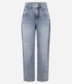 Calça Baggy em Jeans com Recortes e Pences