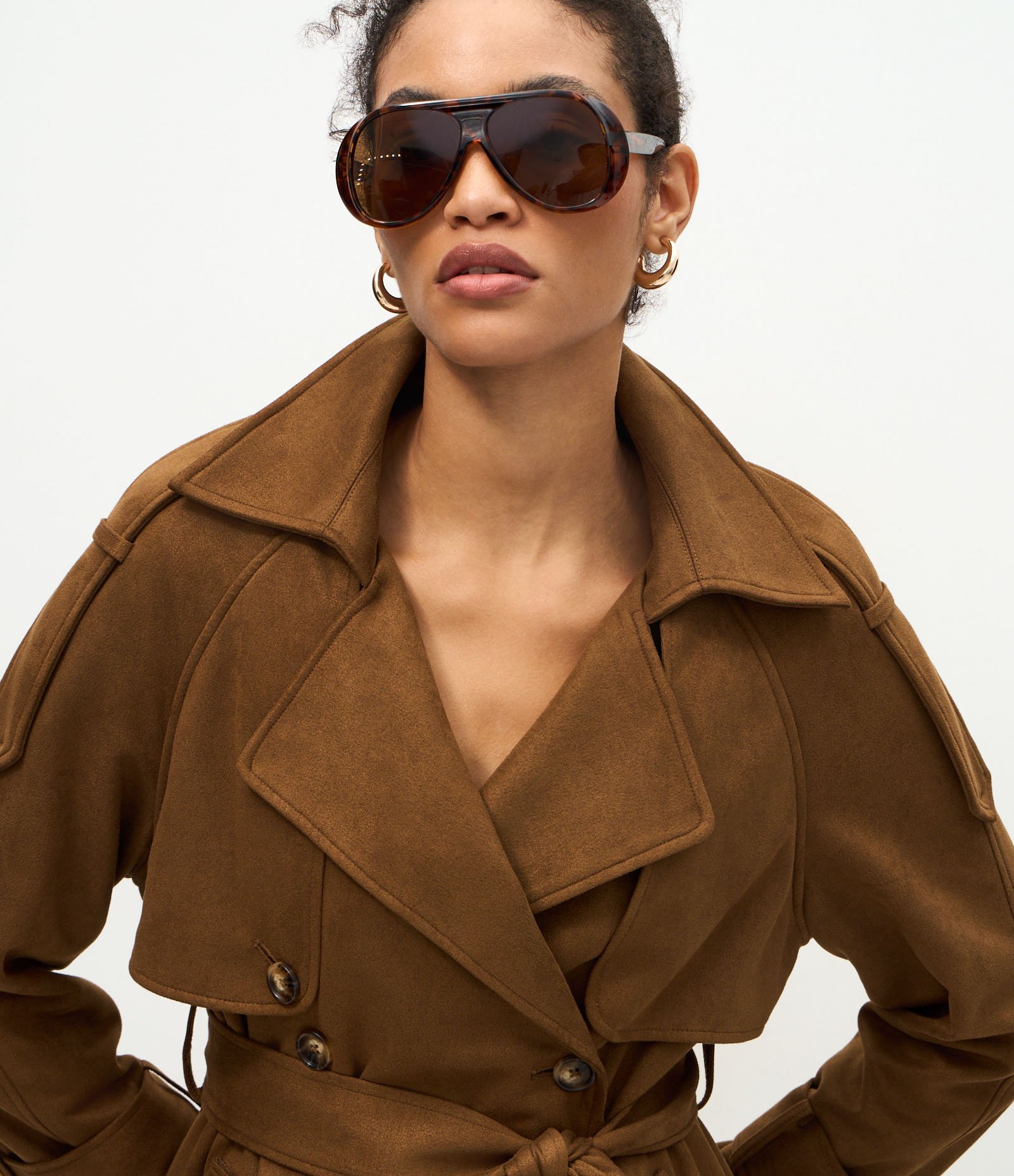 Trench Coat Alongado em Suede com Cinto Marrom Claro 4