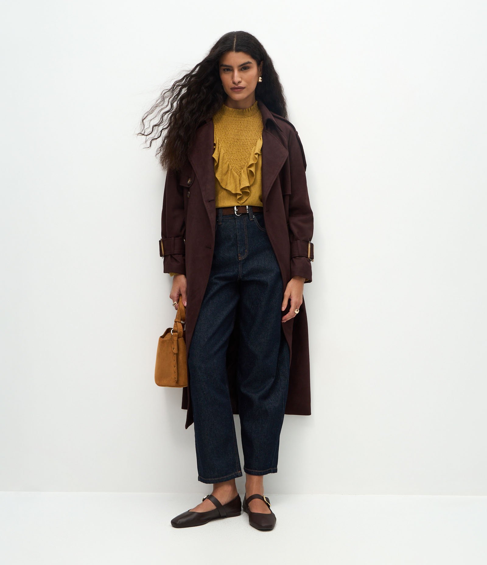 Trench Coat Alongado em Suede com Cinto Marrom Escuro 4