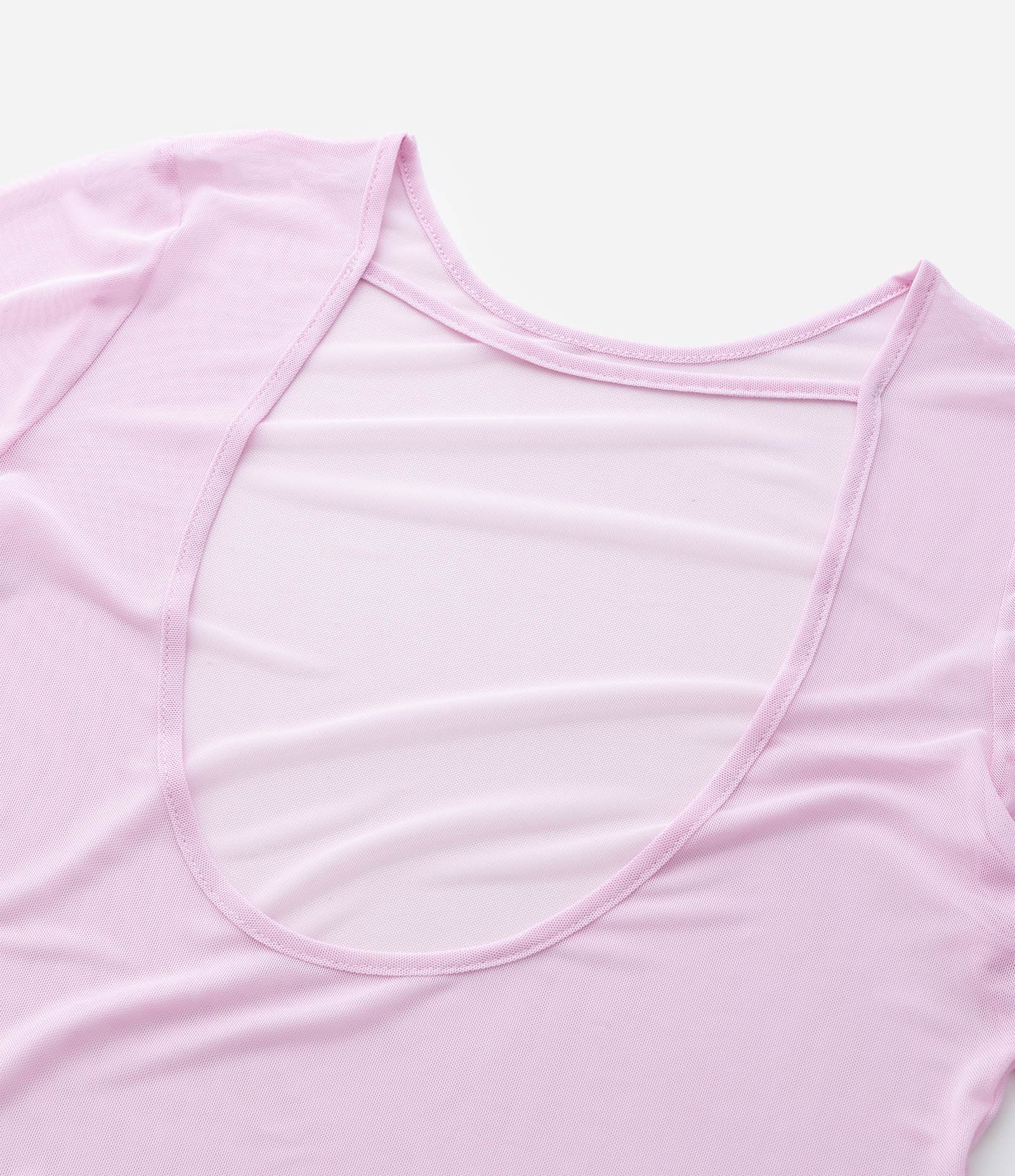 Blusa Esportiva em Tule com Decote Profundo nas Costas Curve & Plus Size Rosa 5