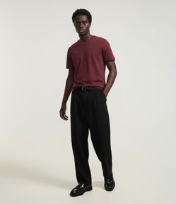 Camiseta Slim Básica em Algodão Peruano com Gola Redonda