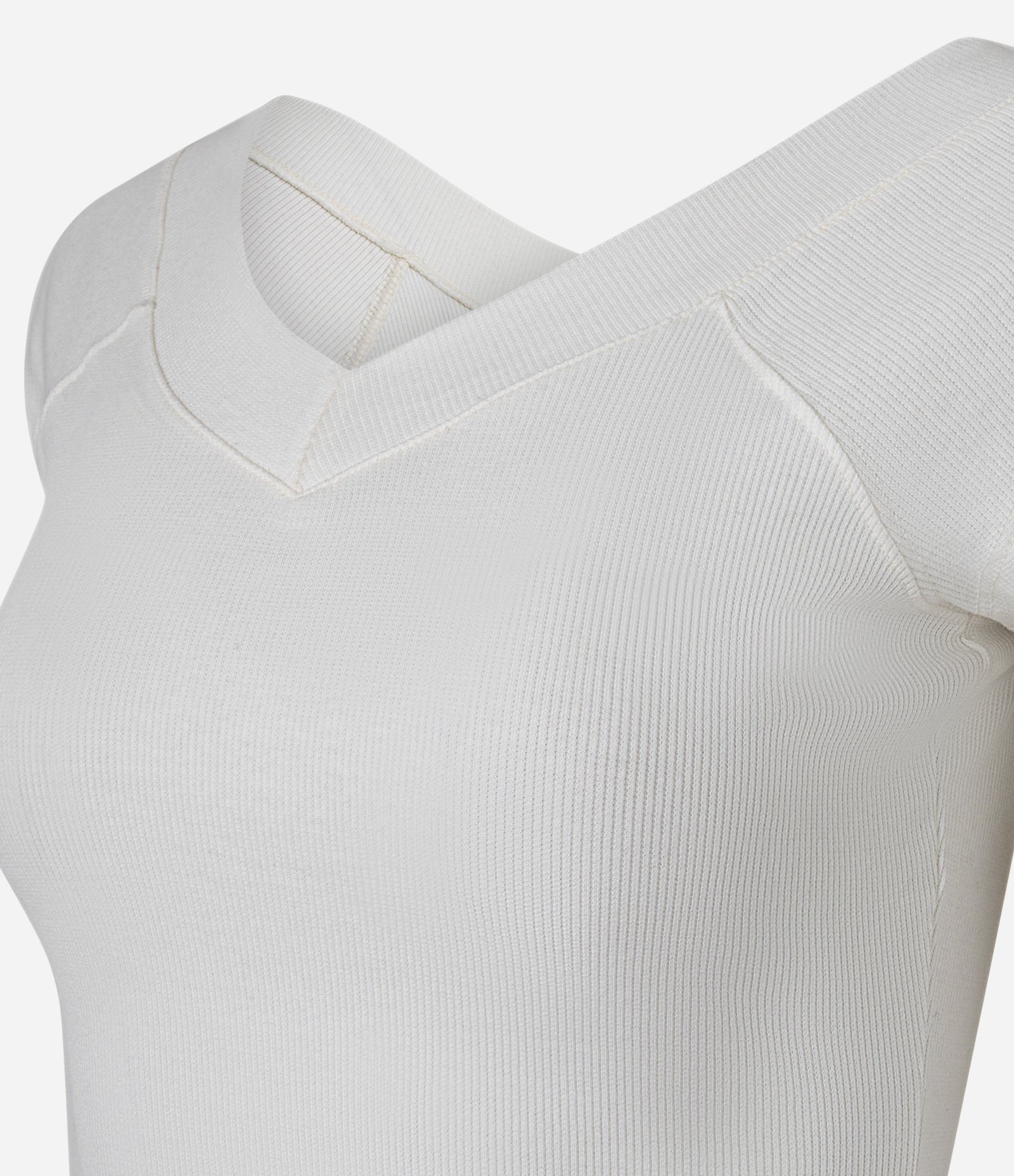 Blusa em Ribana com Decote V Branco 5