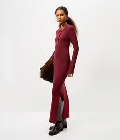 Vestido Longo em Tricô com Gola Polo