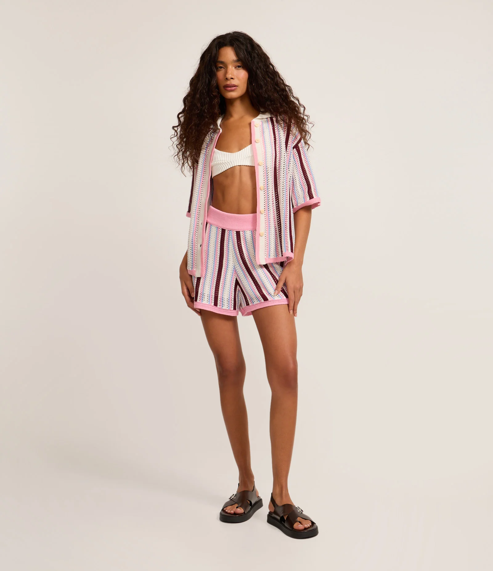 Short Curto em Tricô Listrado com Barra Contrastante Snow White 1