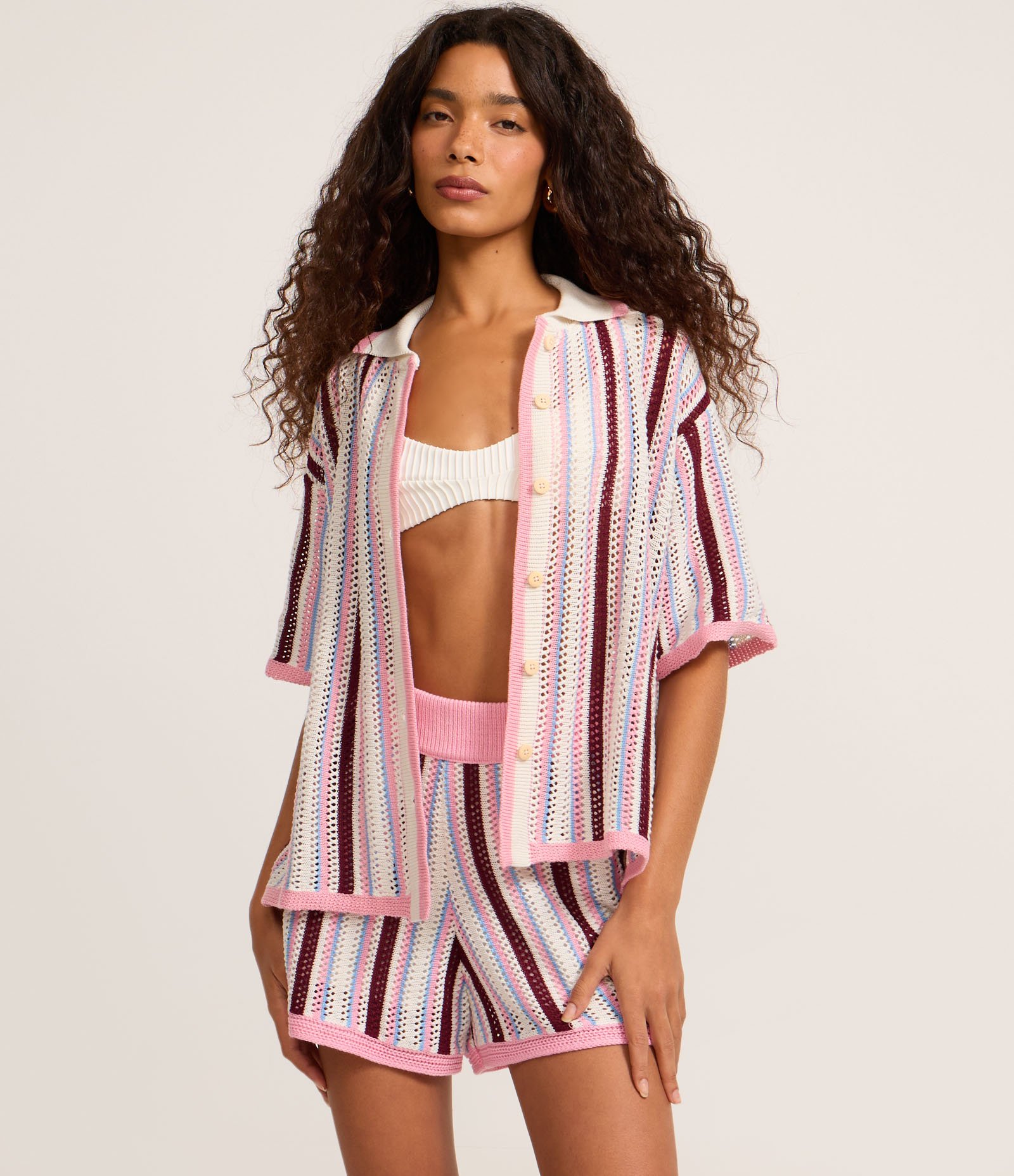 Short Curto em Tricô Listrado com Barra Contrastante Snow White 2