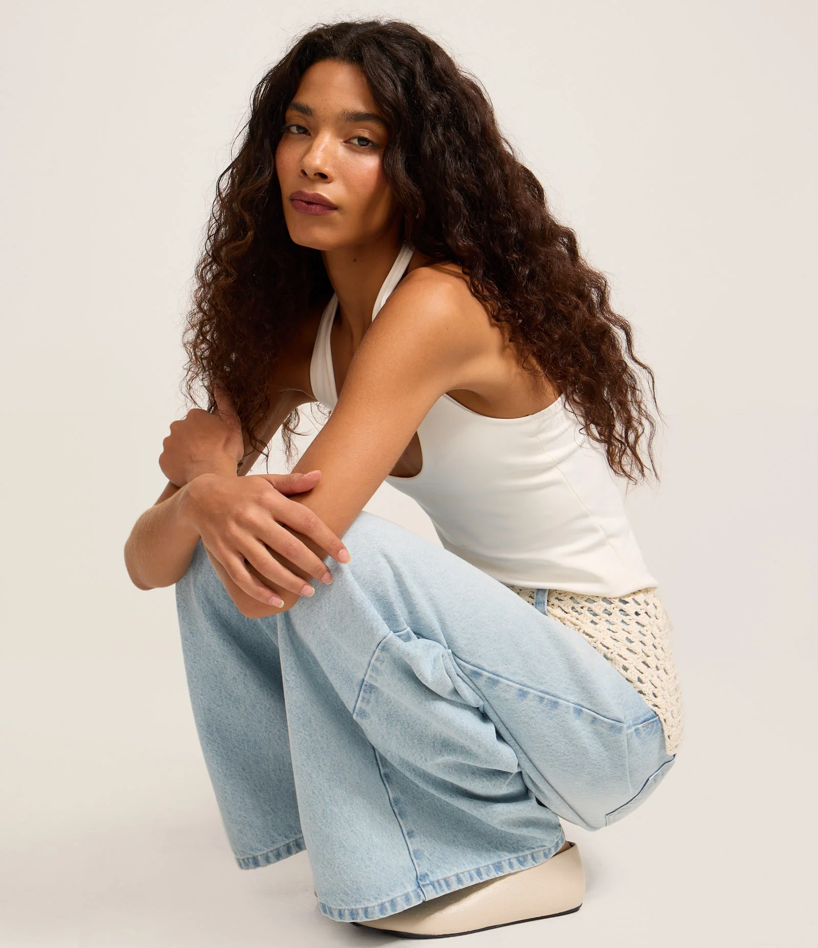 Calça Pantalona Cintura Média em Jeans com Cinto de Tricô Claro 5