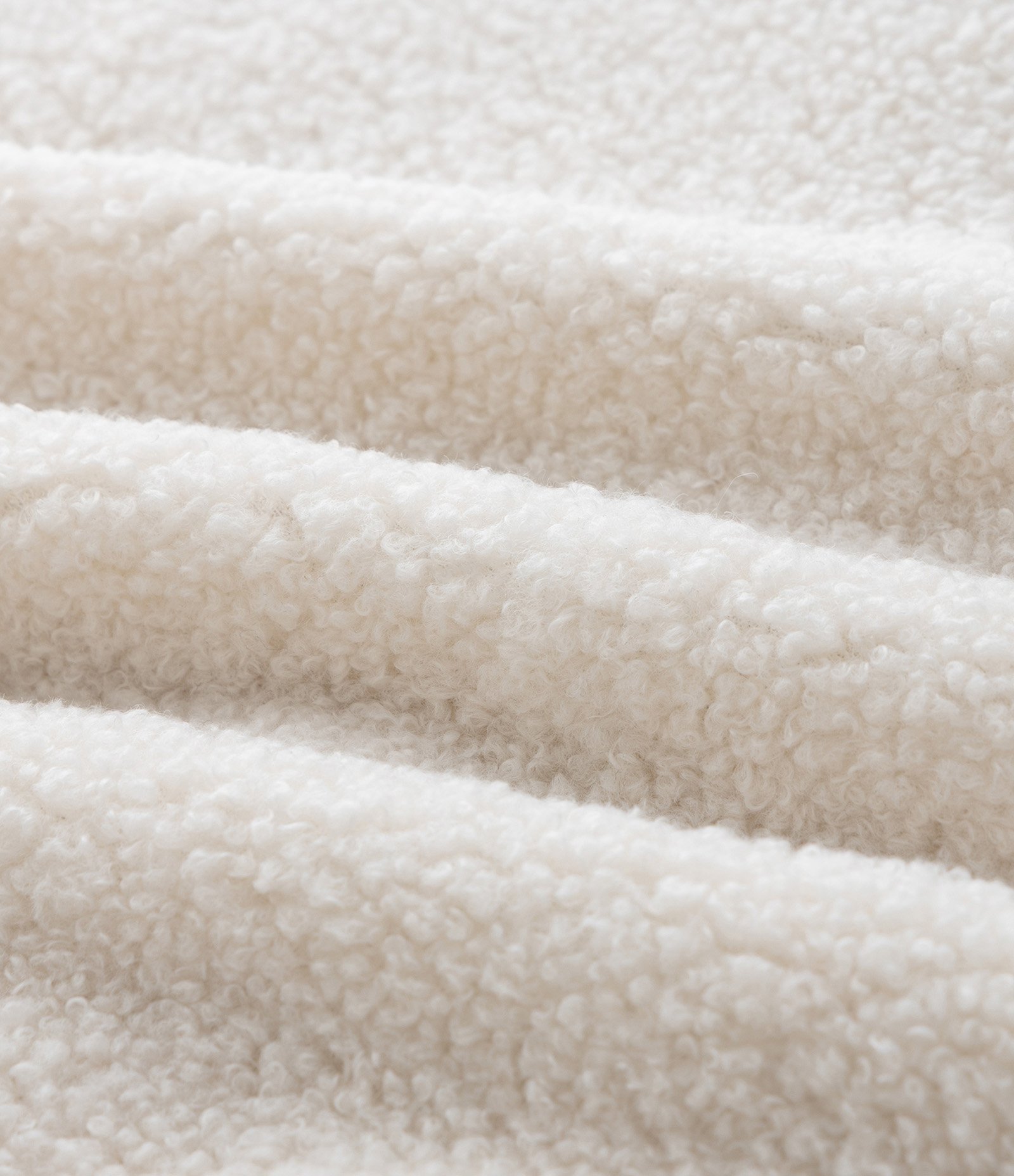 Jaqueta Infantil em Sherpa com Detalhe Contrastante  – Tam 1 a 6 Anos Off White 3