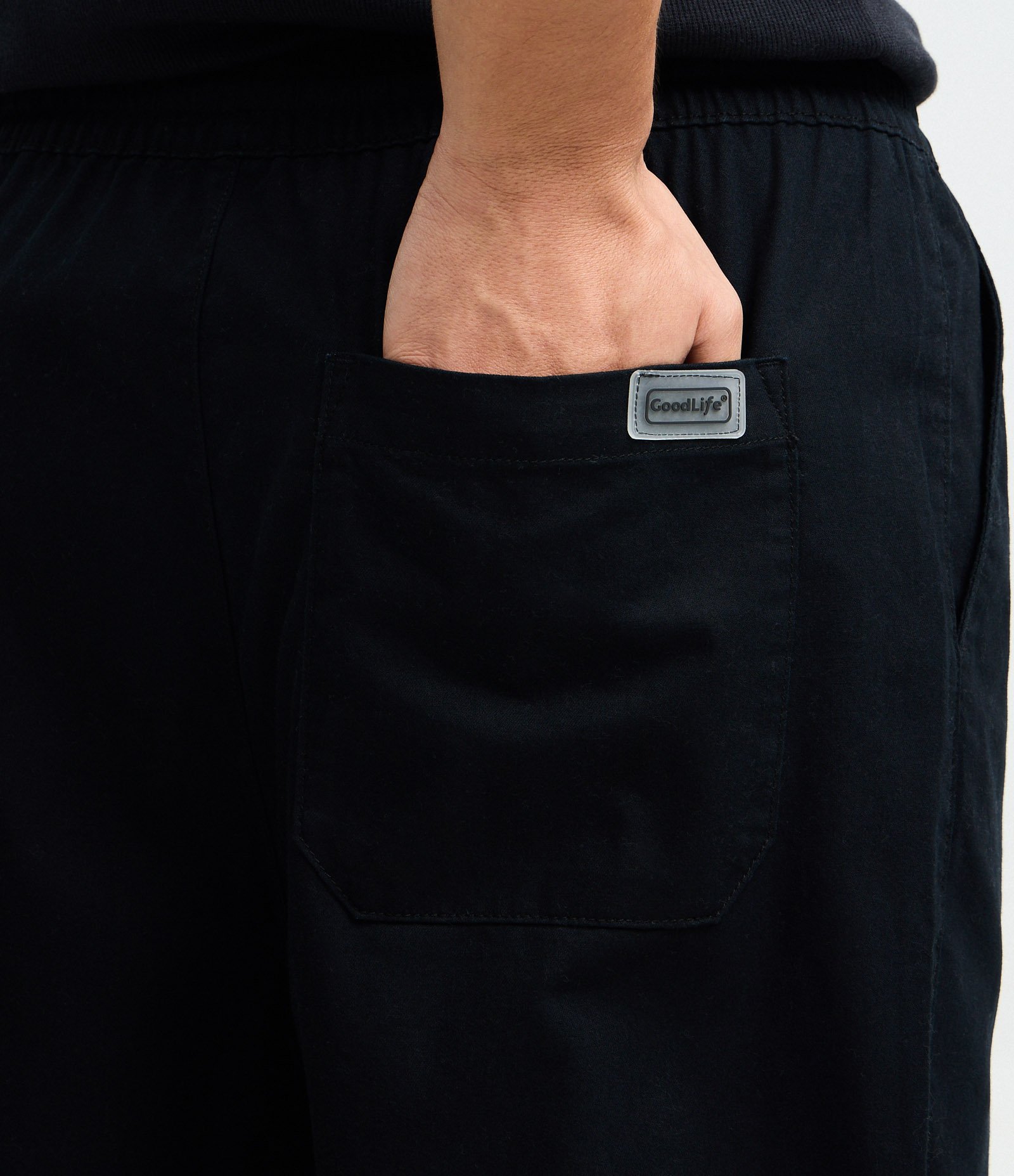 Calça Sarja Lisa com Cós Elástico e Amarração Modelo Relaxed Preto 4