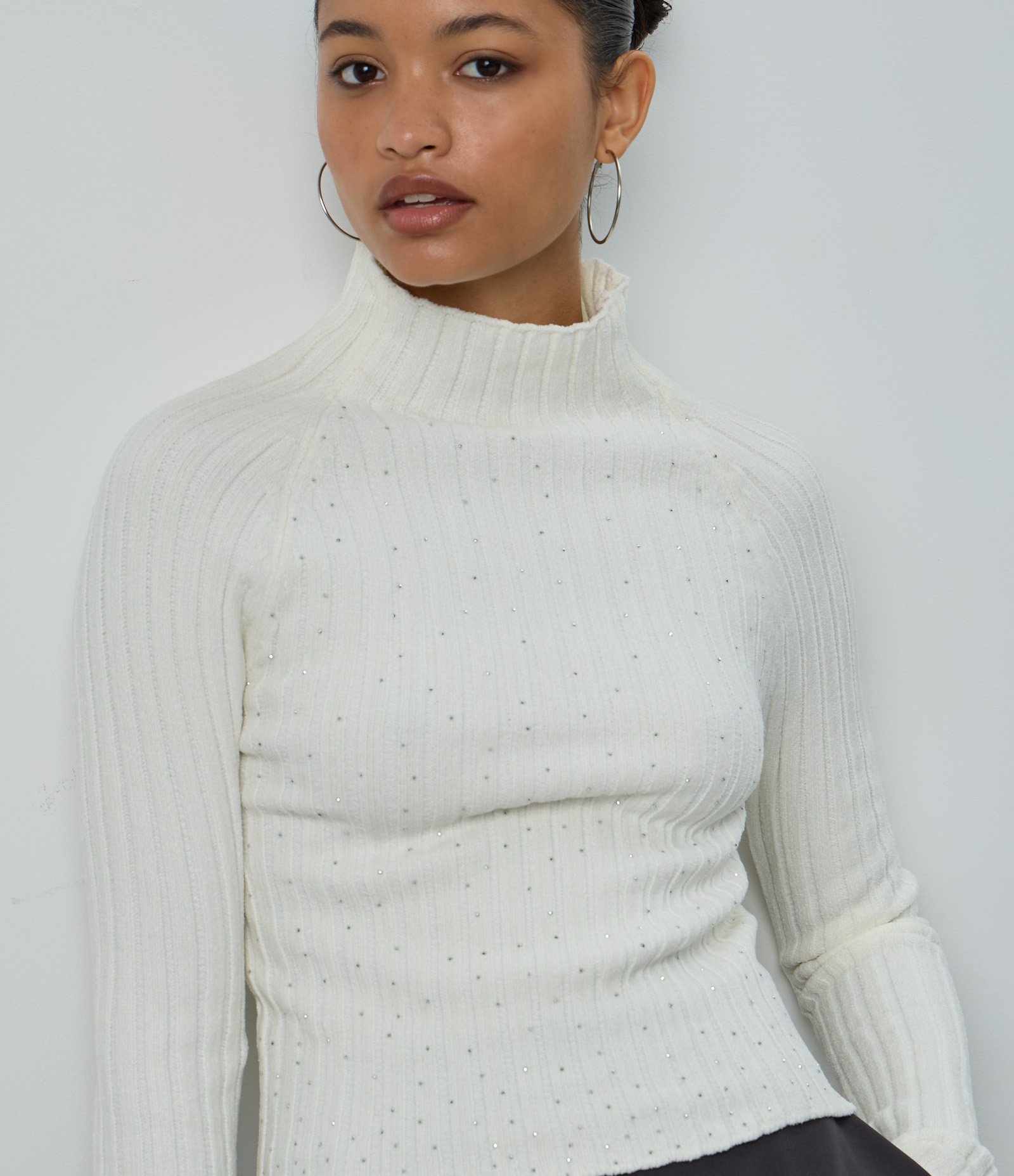 Blusa Cropped em Tricô com Gola Alta Branco 3