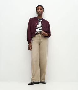 Jaqueta Bomber em Suede com Barras Ajustadas e Recortes