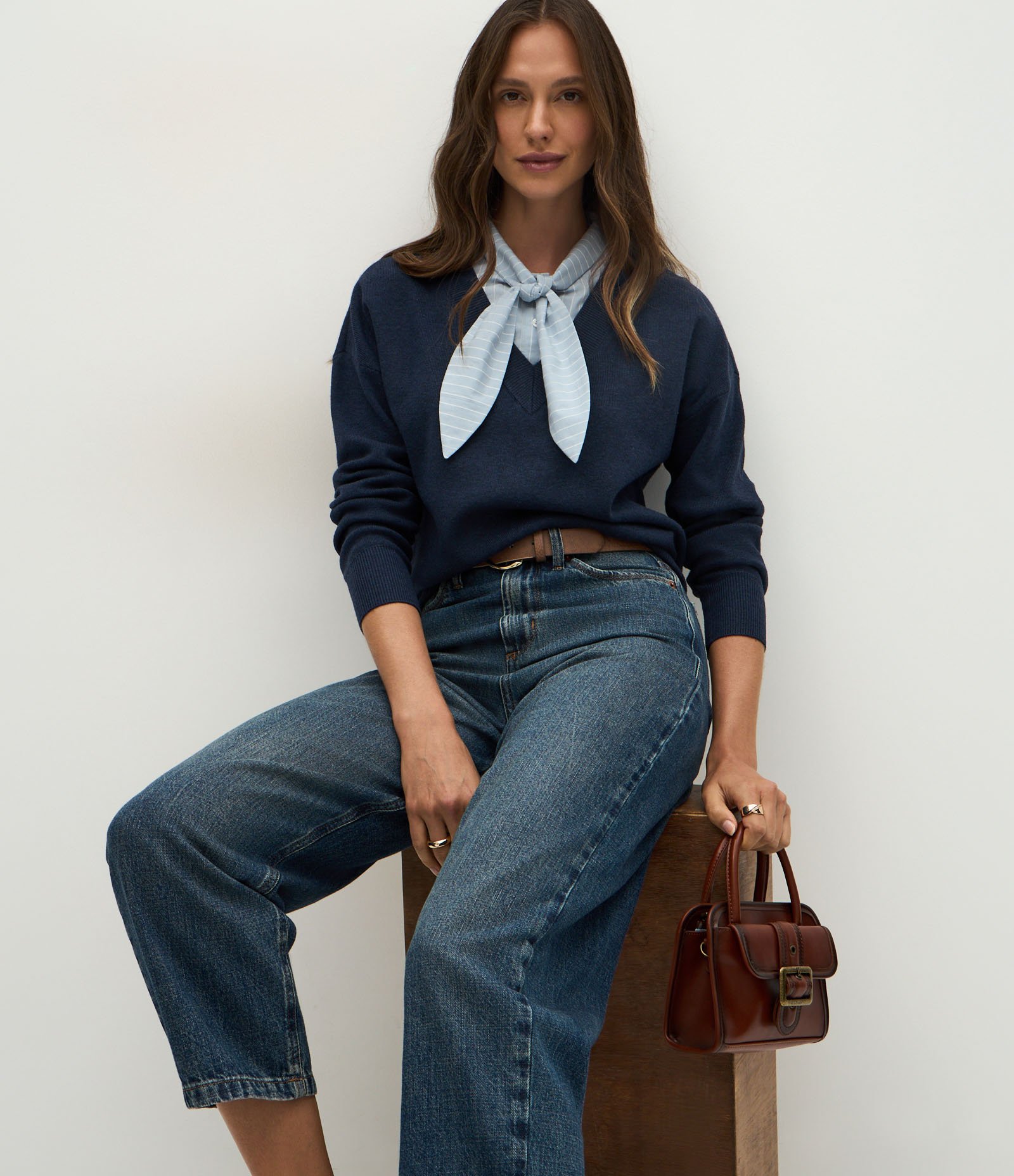 Calça Carrot em Jeans com Cintura Alta Azul 5