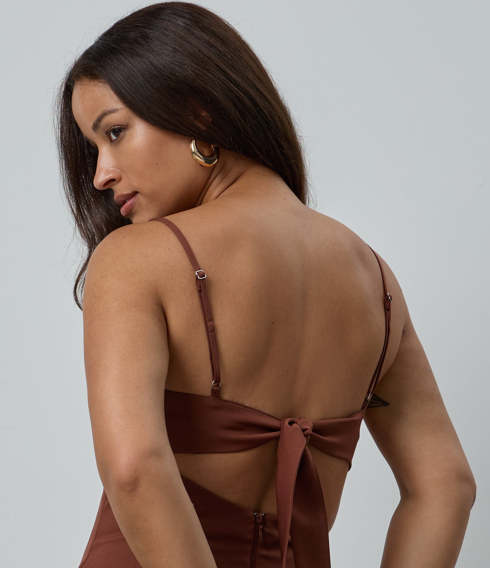 Blusa Decote Coração com Detalhe em Brilho Marrom 4