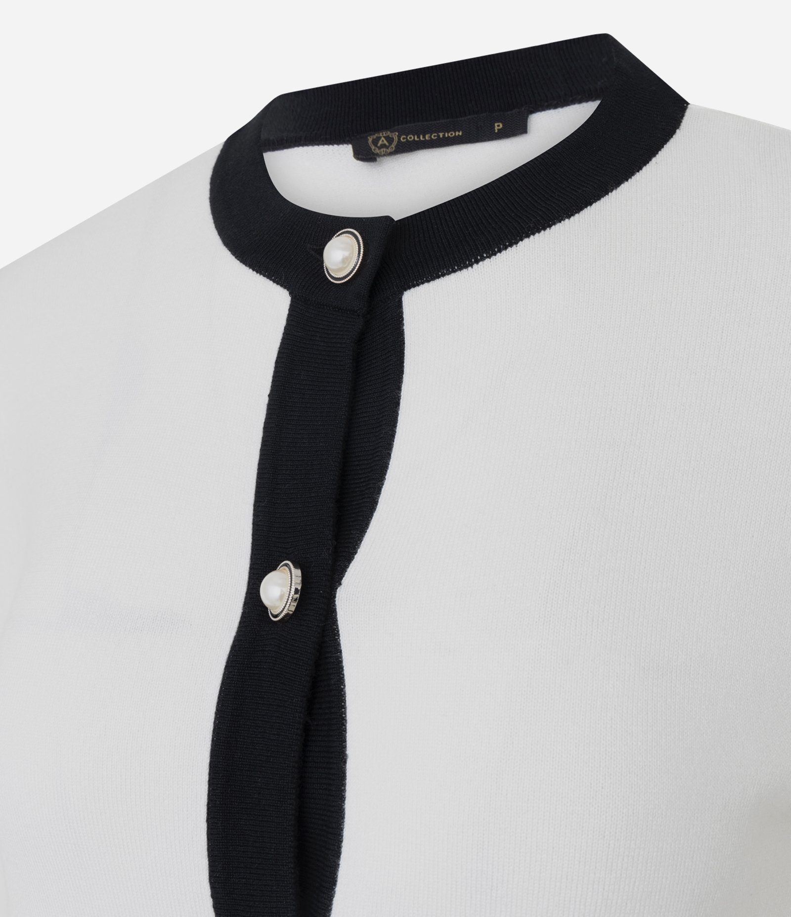 Cardigan Curto em Tricô com Botões Perolados Branco 6