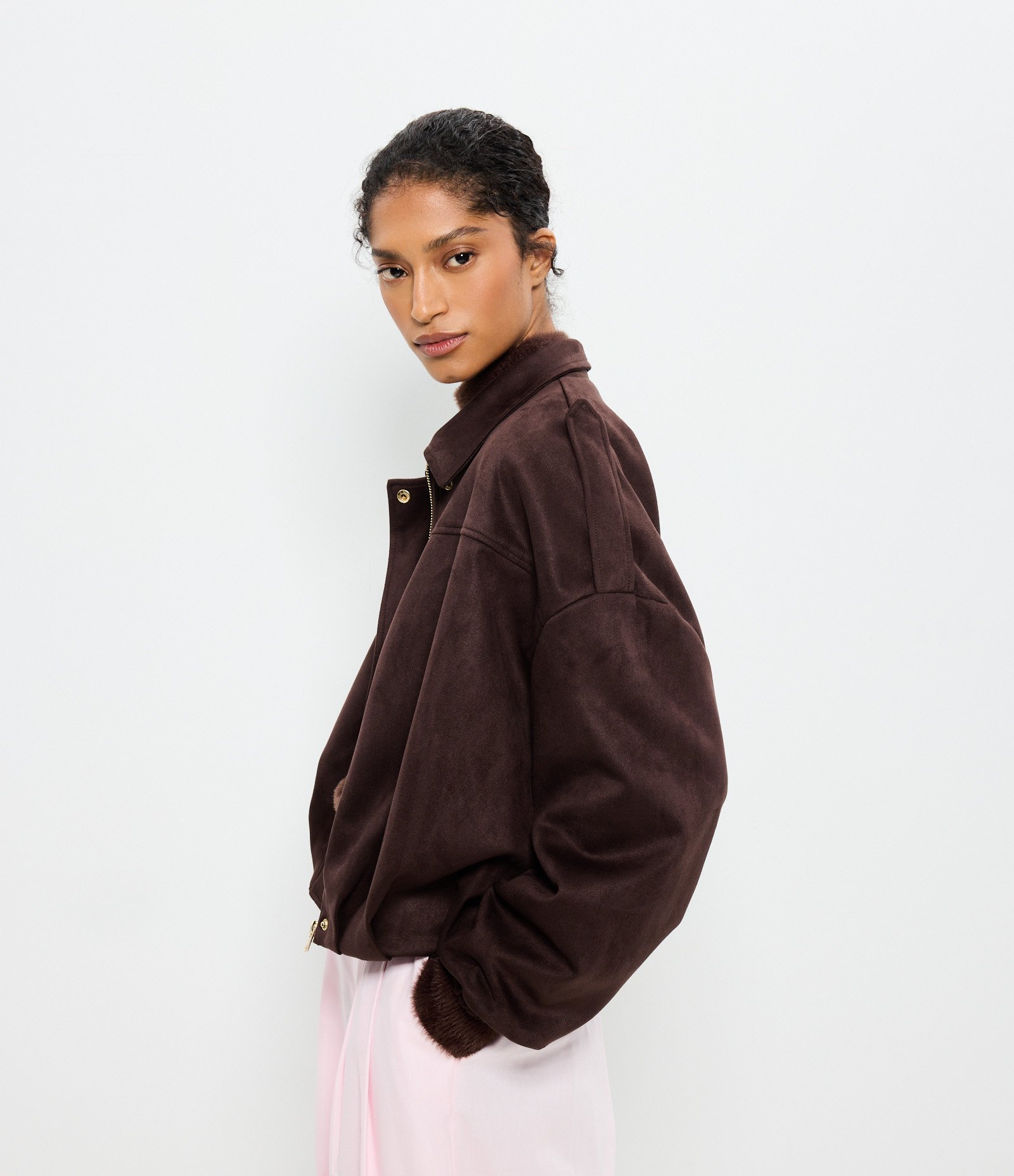 Jaqueta Bomber Suede Com Gola Clássica Marrom 2